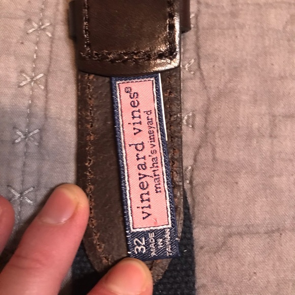 Vineyard Vines Men’s 32” inch belt green navy - Picture 6 of 6